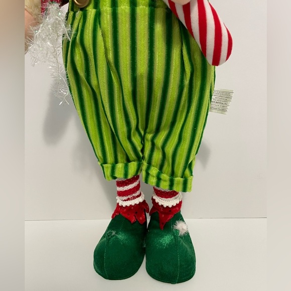Standing Elf - 24” - Picture 4 of 6